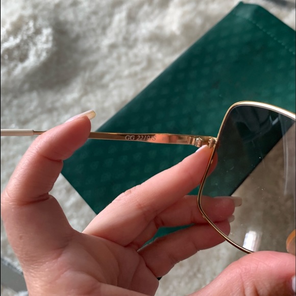Authentic Vintage Gucci Sunglasses - Picture 6 of 8